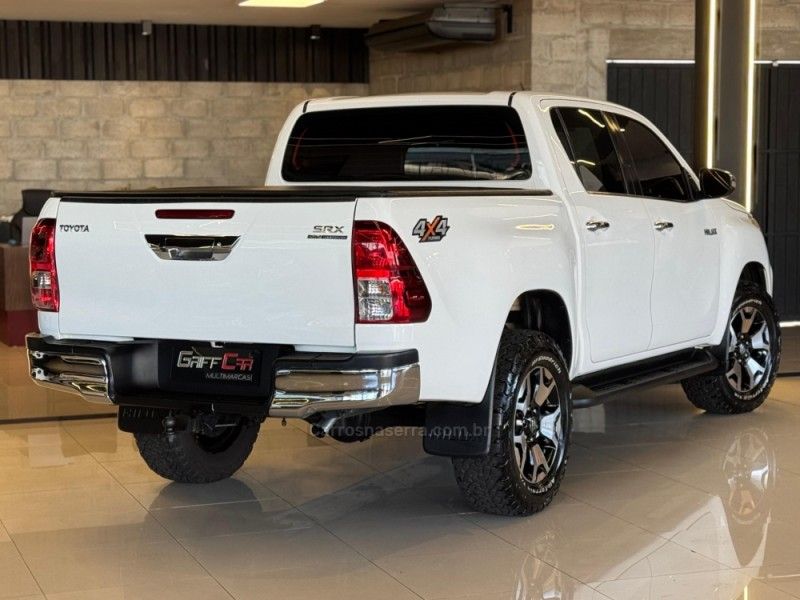 TOYOTA HILUX 2.8 SRX 4X4 CD 16V 2019/2020 GRIFFCAR MULTIMARCAS DOIS IRMÃOS / Carros no Vale TOYOTA HILUX 2.8 SRX 4X4 CD 16V 2019/2020 GRIFFCAR MULTIMARCAS DOIS IRMÃOS / Carros no Vale