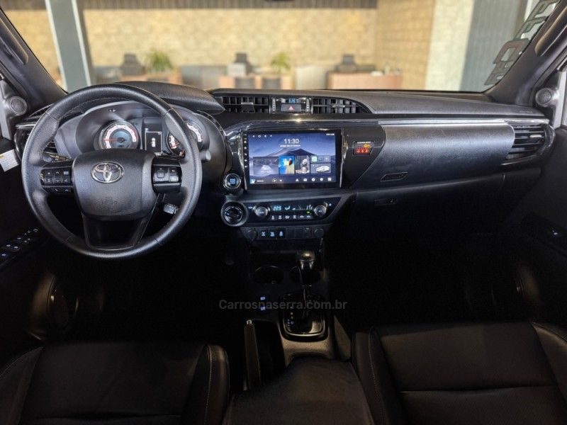 TOYOTA HILUX 2.8 SRX 4X4 CD 16V 2019/2020 GRIFFCAR MULTIMARCAS DOIS IRMÃOS / Carros no Vale TOYOTA HILUX 2.8 SRX 4X4 CD 16V 2019/2020 GRIFFCAR MULTIMARCAS DOIS IRMÃOS / Carros no Vale