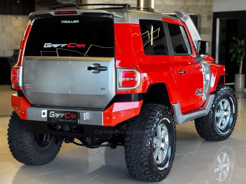 TROLLER T4 3.2 TDI 4X4 20V TURBO INTERCOOLER 2015/2016 GRIFFCAR MULTIMARCAS DOIS IRMÃOS / Carros no Vale TROLLER T4 3.2 TDI 4X4 20V TURBO INTERCOOLER 2015/2016 GRIFFCAR MULTIMARCAS DOIS IRMÃOS / Carros no Vale