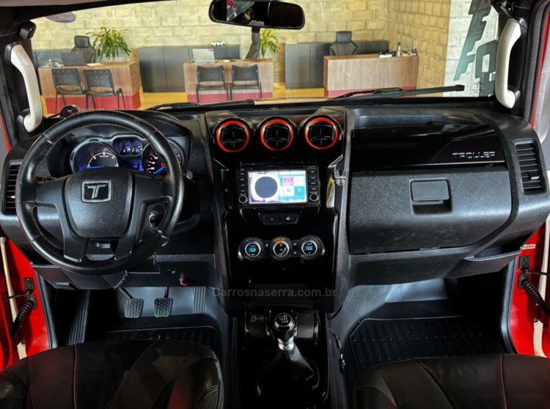 TROLLER T4 3.2 TDI 4X4 20V TURBO INTERCOOLER 2015/2016 GRIFFCAR MULTIMARCAS DOIS IRMÃOS / Carros no Vale TROLLER T4 3.2 TDI 4X4 20V TURBO INTERCOOLER 2015/2016 GRIFFCAR MULTIMARCAS DOIS IRMÃOS / Carros no Vale