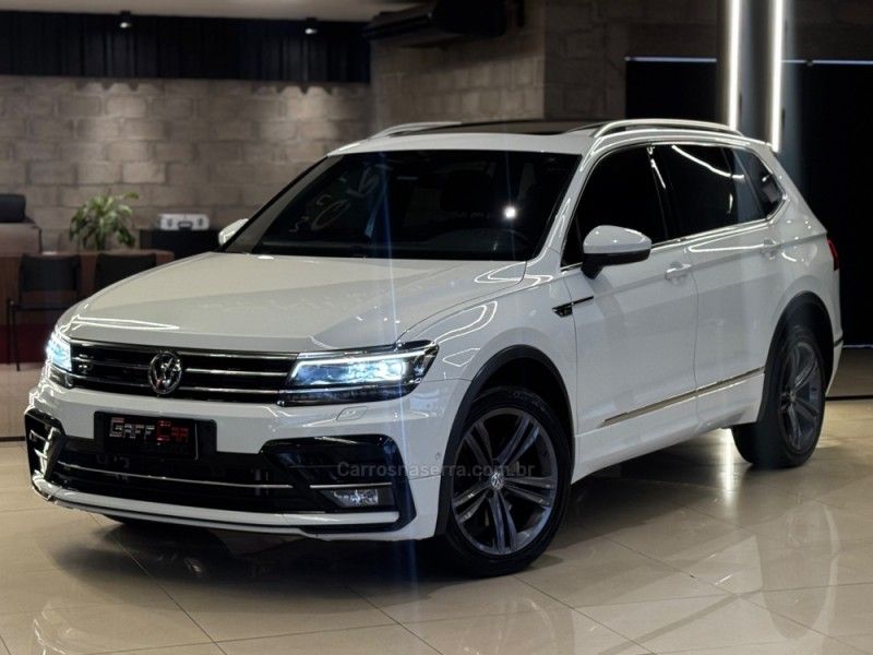 VOLKSWAGEN TIGUAN 2.0 ALLSPACE R-LINE 350 TSI 4X4 2019/2019 GRIFFCAR MULTIMARCAS DOIS IRMÃOS / Carros no Vale VOLKSWAGEN TIGUAN 2.0 ALLSPACE R-LINE 350 TSI 4X4 2019/2019 GRIFFCAR MULTIMARCAS DOIS IRMÃOS / Carros no Vale