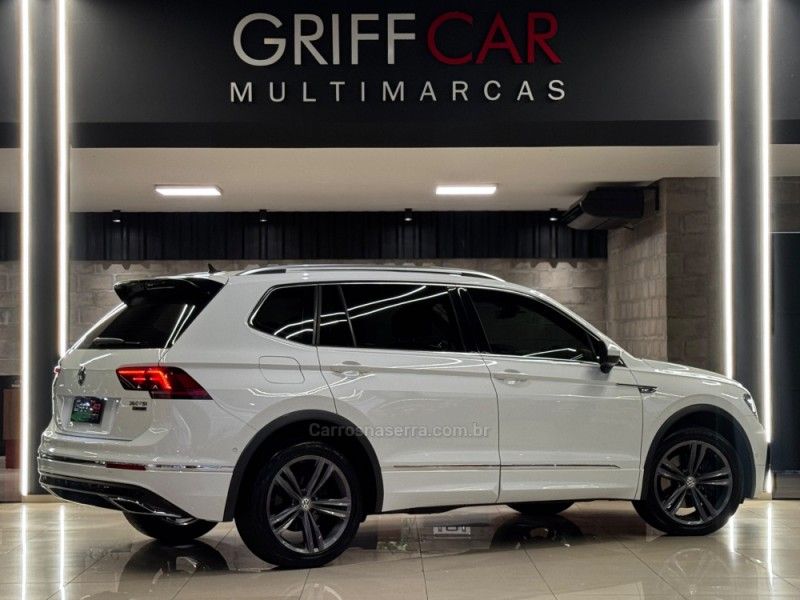 VOLKSWAGEN TIGUAN 2.0 ALLSPACE R-LINE 350 TSI 4X4 2019/2019 GRIFFCAR MULTIMARCAS DOIS IRMÃOS / Carros no Vale VOLKSWAGEN TIGUAN 2.0 ALLSPACE R-LINE 350 TSI 4X4 2019/2019 GRIFFCAR MULTIMARCAS DOIS IRMÃOS / Carros no Vale