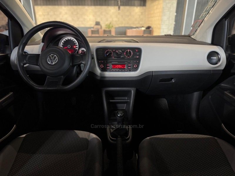 VOLKSWAGEN UP 1.0 TSI MOVE UP 12V 2016/2015 GRIFFCAR MULTIMARCAS DOIS IRMÃOS / Carros no Vale VOLKSWAGEN UP 1.0 TSI MOVE UP 12V 2016/2015 GRIFFCAR MULTIMARCAS DOIS IRMÃOS / Carros no Vale