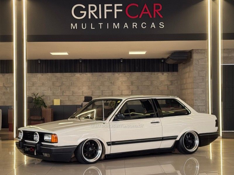 VOLKSWAGEN VOYAGE 1.6 GL 8V 1988/1988 GRIFFCAR MULTIMARCAS DOIS IRMÃOS / Carros no Vale VOLKSWAGEN VOYAGE 1.6 GL 8V 1988/1988 GRIFFCAR MULTIMARCAS DOIS IRMÃOS / Carros no Vale