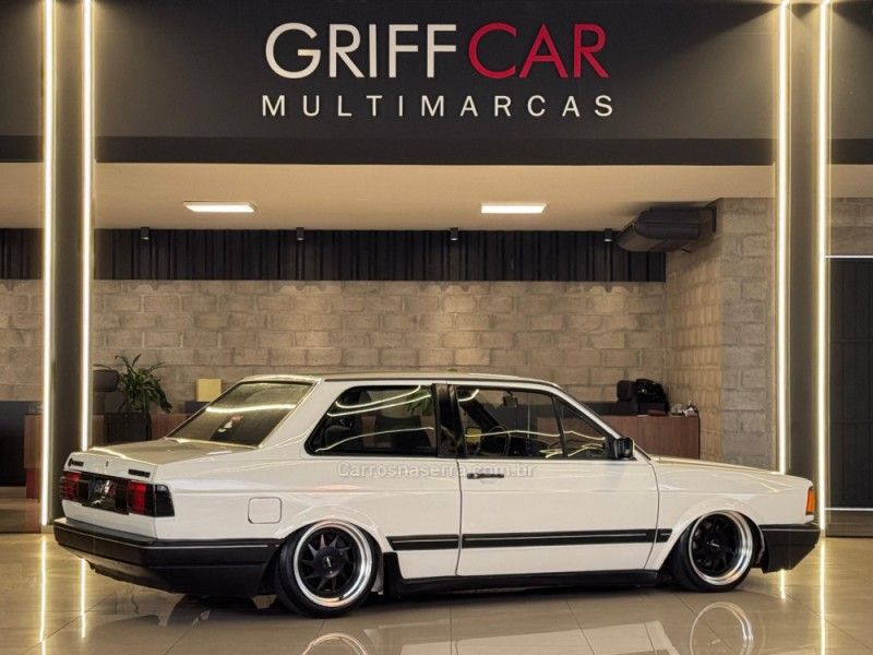 VOLKSWAGEN VOYAGE 1.6 GL 8V 1988/1988 GRIFFCAR MULTIMARCAS DOIS IRMÃOS / Carros no Vale VOLKSWAGEN VOYAGE 1.6 GL 8V 1988/1988 GRIFFCAR MULTIMARCAS DOIS IRMÃOS / Carros no Vale