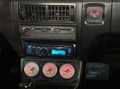 VOLKSWAGEN VOYAGE 1.6 GL 8V 1988/1988 GRIFFCAR MULTIMARCAS DOIS IRMÃOS / Carros no Vale