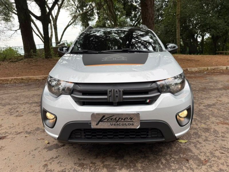 FIAT MOBI 1.0 TREKKING 8V 2025/2026 KASPER VEÍCULOS DOIS IRMÃOS / Carros no Vale FIAT MOBI 1.0 TREKKING 8V 2025/2026 KASPER VEÍCULOS DOIS IRMÃOS / Carros no Vale