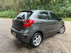 FORD KA 1.0 SE PLUS 12V 2019/2019 KASPER VEÍCULOS DOIS IRMÃOS / Carros no Vale