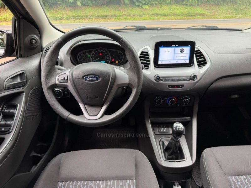 FORD KA 1.0 SE PLUS 12V 2019/2019 KASPER VEÍCULOS DOIS IRMÃOS / Carros no Vale