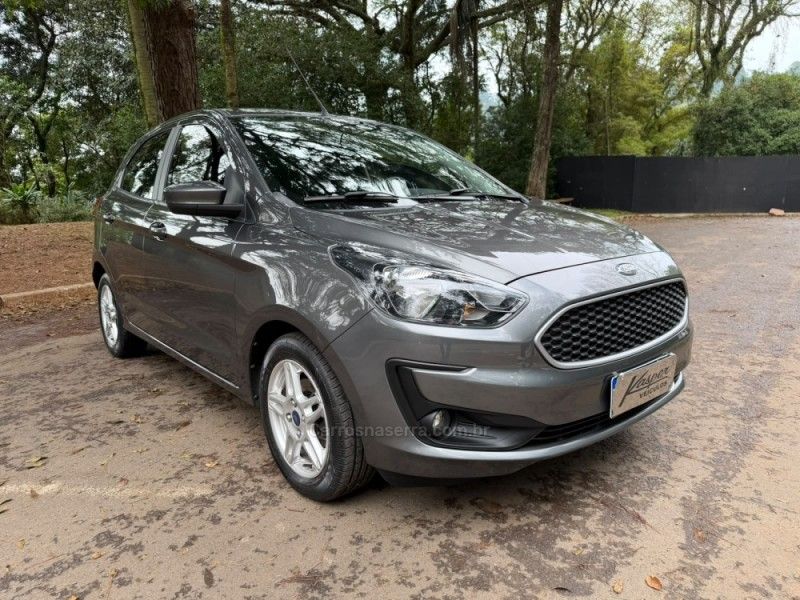 FORD KA 1.0 SE PLUS 12V 2019/2019 KASPER VEÍCULOS DOIS IRMÃOS / Carros no Vale