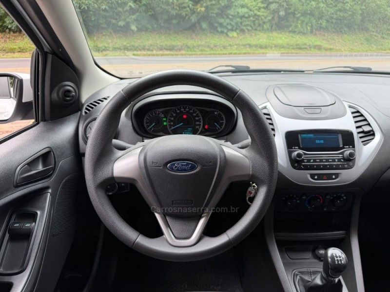 FORD KA 1.5 SE SEDAN 12V 2019/2020 KASPER VEÍCULOS DOIS IRMÃOS / Carros no Vale