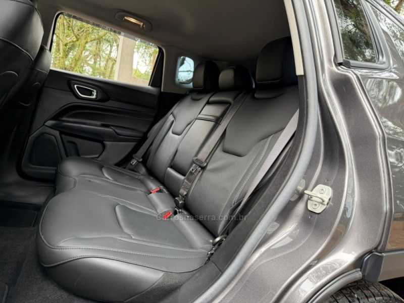 JEEP COMPASS 1.3 LONGITUDE T270 16V TURBO 2024/2024 KASPER VEÍCULOS DOIS IRMÃOS / Carros no Vale JEEP COMPASS 1.3 LONGITUDE T270 16V TURBO 2024/2024 KASPER VEÍCULOS DOIS IRMÃOS / Carros no Vale