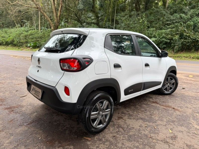 RENAULT KWID 1.0 12V SCE ZEN 2025/2026 KASPER VEÍCULOS DOIS IRMÃOS / Carros no Vale