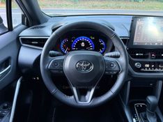 TOYOTA COROLLA 2.0 CROSS XR 16V 2025/2026 KASPER VEÍCULOS DOIS IRMÃOS / Carros no Vale