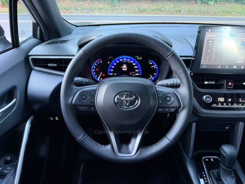 TOYOTA COROLLA 2.0 CROSS XR 16V 2025/2026 KASPER VEÍCULOS DOIS IRMÃOS / Carros no Vale TOYOTA COROLLA 2.0 CROSS XR 16V 2025/2026 KASPER VEÍCULOS DOIS IRMÃOS / Carros no Vale