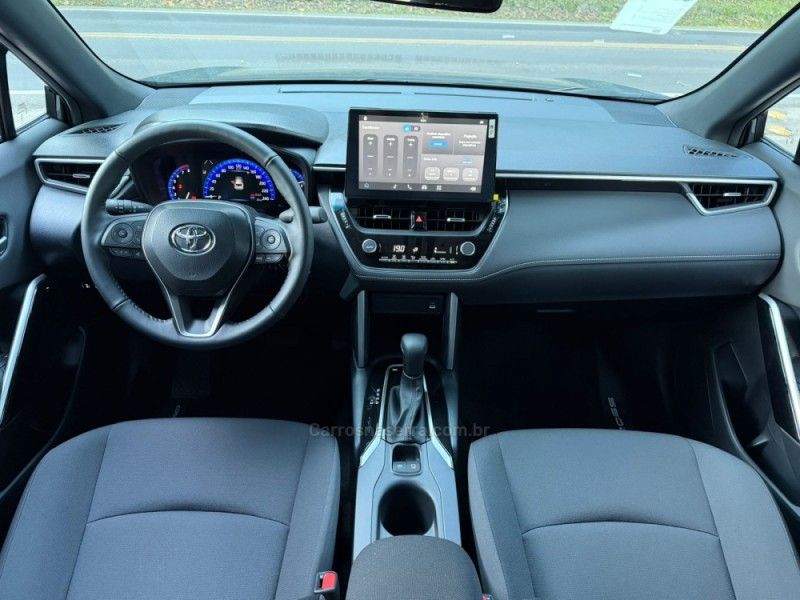 TOYOTA COROLLA 2.0 CROSS XR 16V 2025/2026 KASPER VEÍCULOS DOIS IRMÃOS / Carros no Vale TOYOTA COROLLA 2.0 CROSS XR 16V 2025/2026 KASPER VEÍCULOS DOIS IRMÃOS / Carros no Vale