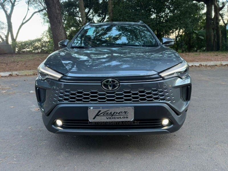 TOYOTA COROLLA 2.0 CROSS XR 16V 2025/2026 KASPER VEÍCULOS DOIS IRMÃOS / Carros no Vale TOYOTA COROLLA 2.0 CROSS XR 16V 2025/2026 KASPER VEÍCULOS DOIS IRMÃOS / Carros no Vale