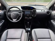 TOYOTA ETIOS 1.5 XLS 16V 2016/2017 KASPER VEÍCULOS DOIS IRMÃOS / Carros no Vale