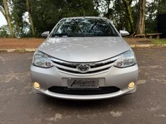 TOYOTA ETIOS 1.5 XLS 16V 2016/2017 KASPER VEÍCULOS DOIS IRMÃOS / Carros no Vale
