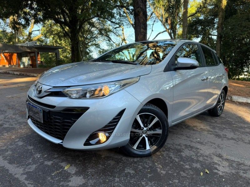 TOYOTA YARIS 1.5 XLS 2018/2019 KASPER VEÍCULOS DOIS IRMÃOS / Carros no Vale TOYOTA YARIS 1.5 XLS 2018/2019 KASPER VEÍCULOS DOIS IRMÃOS / Carros no Vale