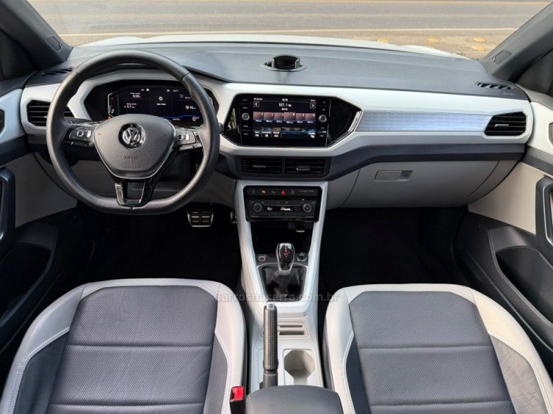 VOLKSWAGEN T-CROSS 1.4 HIGHLINE TSI 16V 2019/2020 KASPER VEÍCULOS DOIS IRMÃOS / Carros no Vale VOLKSWAGEN T-CROSS 1.4 HIGHLINE TSI 16V 2019/2020 KASPER VEÍCULOS DOIS IRMÃOS / Carros no Vale