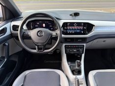 VOLKSWAGEN T-CROSS 1.4 HIGHLINE TSI 16V 2019/2020 KASPER VEÍCULOS DOIS IRMÃOS / Carros no Vale