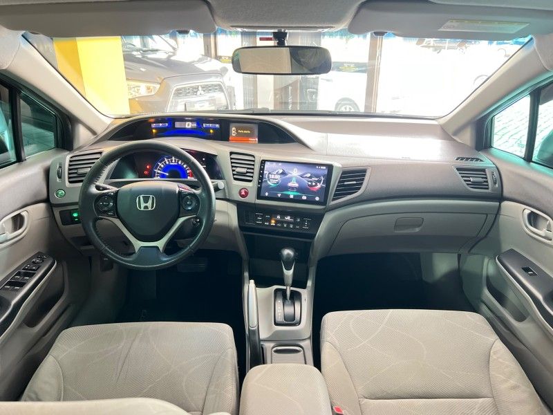 HONDA CIVIC 1.8 LXS 16V 2013/2013 PRIME MULTIMARCAS CAXIAS DO SUL / Carros no Vale