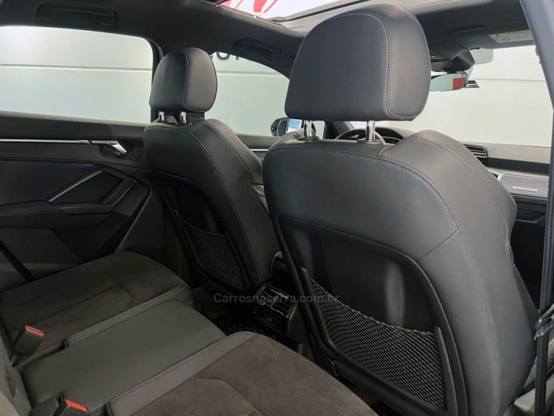 AUDI Q3 2.0 TFSI PERFORMANCE SPORTBACK TURBO 2022/2023 ÓTIMA CAR FLORES DA CUNHA / Carros no Vale