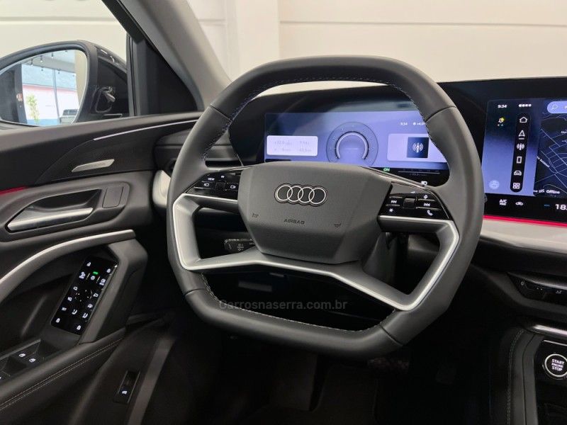 AUDI Q5 2.0 SPORTBACK S-LINE BLACK QUATTRO 2026/2026 ÓTIMA CAR FLORES DA CUNHA / Carros no Vale