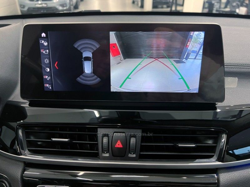 BMW X1 2.0 16V TURBO ACTIVEFLEX SDRIVE20I X-LINE 2021/2021 ÓTIMA CAR FLORES DA CUNHA / Carros no Vale