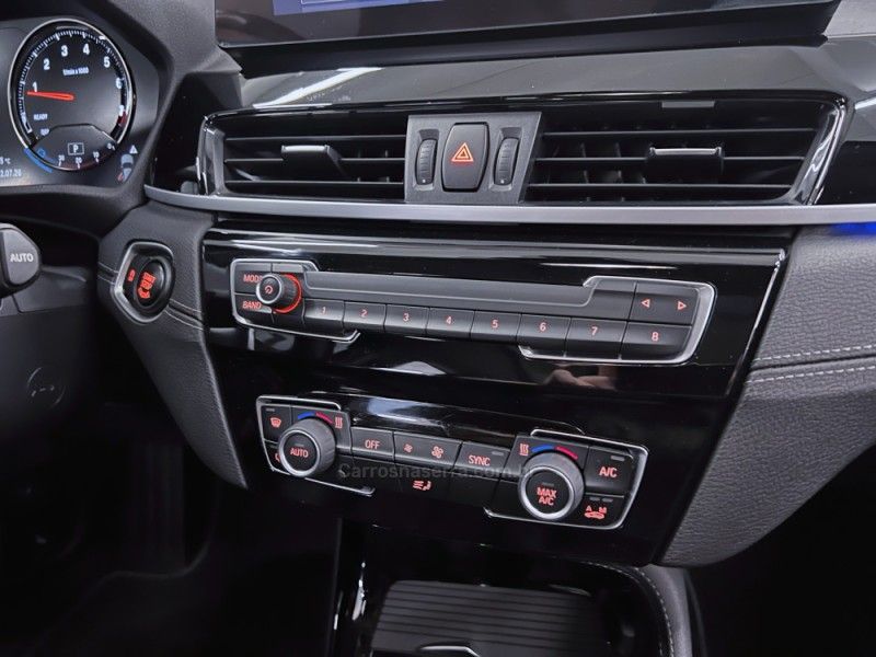 BMW X1 2.0 16V TURBO ACTIVEFLEX SDRIVE20I X-LINE 2021/2021 ÓTIMA CAR FLORES DA CUNHA / Carros no Vale