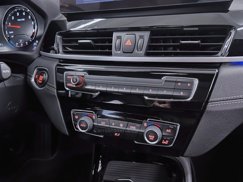 BMW X1 2.0 16V TURBO ACTIVEFLEX SDRIVE20I X-LINE 2021/2021 ÓTIMA CAR FLORES DA CUNHA / Carros no Vale BMW X1 2.0 16V TURBO ACTIVEFLEX SDRIVE20I X-LINE 2021/2021 ÓTIMA CAR FLORES DA CUNHA / Carros no Vale