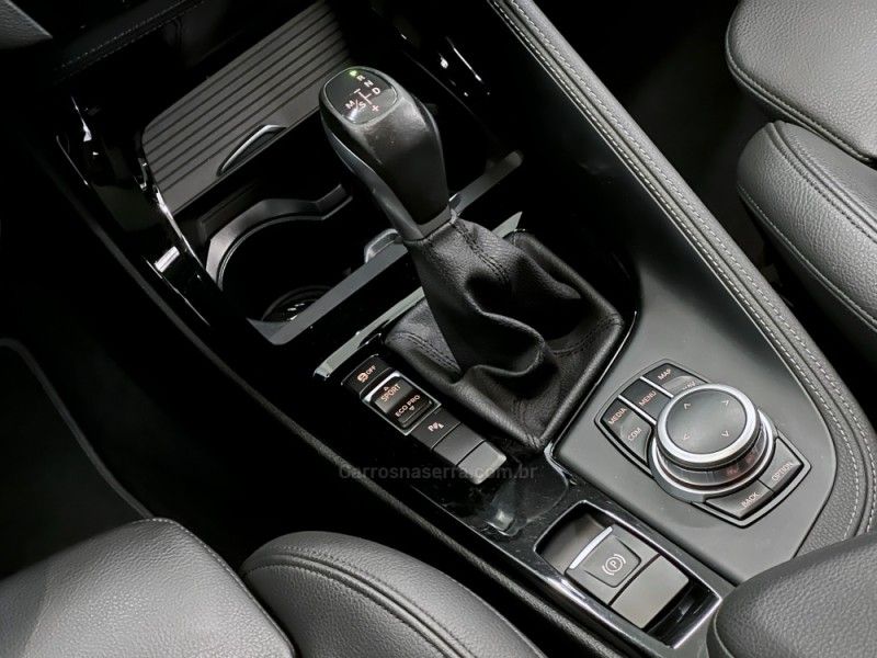 BMW X1 2.0 16V TURBO ACTIVEFLEX SDRIVE20I X-LINE 2021/2021 ÓTIMA CAR FLORES DA CUNHA / Carros no Vale BMW X1 2.0 16V TURBO ACTIVEFLEX SDRIVE20I X-LINE 2021/2021 ÓTIMA CAR FLORES DA CUNHA / Carros no Vale