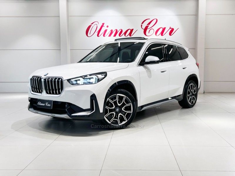 BMW X1 2.0 16V TURBO SDRIVE20I X-LINE 2023/2023 ÓTIMA CAR FLORES DA CUNHA / Carros no Vale BMW X1 2.0 16V TURBO SDRIVE20I X-LINE 2023/2023 ÓTIMA CAR FLORES DA CUNHA / Carros no Vale