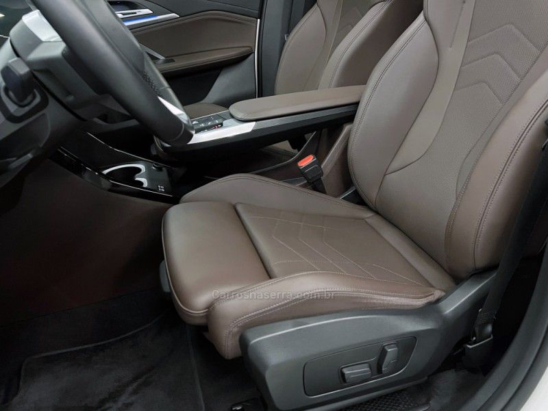 BMW X1 2.0 16V TURBO SDRIVE20I X-LINE 2023/2023 ÓTIMA CAR FLORES DA CUNHA / Carros no Vale BMW X1 2.0 16V TURBO SDRIVE20I X-LINE 2023/2023 ÓTIMA CAR FLORES DA CUNHA / Carros no Vale
