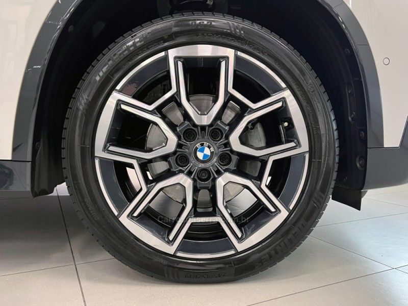 BMW X1 2.0 16V TURBO SDRIVE20I X-LINE 2023/2023 ÓTIMA CAR FLORES DA CUNHA / Carros no Vale BMW X1 2.0 16V TURBO SDRIVE20I X-LINE 2023/2023 ÓTIMA CAR FLORES DA CUNHA / Carros no Vale