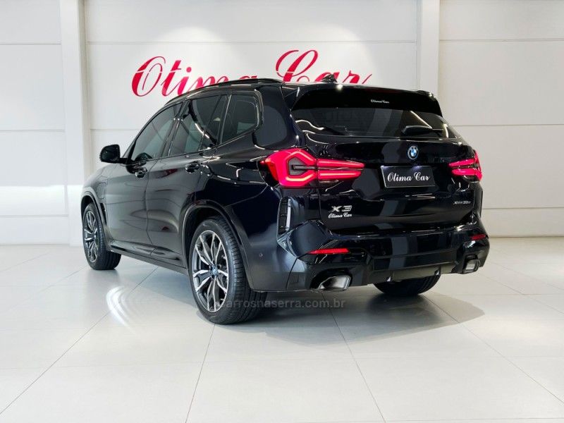 BMW X3 2.0 XDRIVE 30E M SPORT 16V TURBO HÍBRIDO 2023/2024 ÓTIMA CAR FLORES DA CUNHA / Carros no Vale BMW X3 2.0 XDRIVE 30E M SPORT 16V TURBO HÍBRIDO 2023/2024 ÓTIMA CAR FLORES DA CUNHA / Carros no Vale