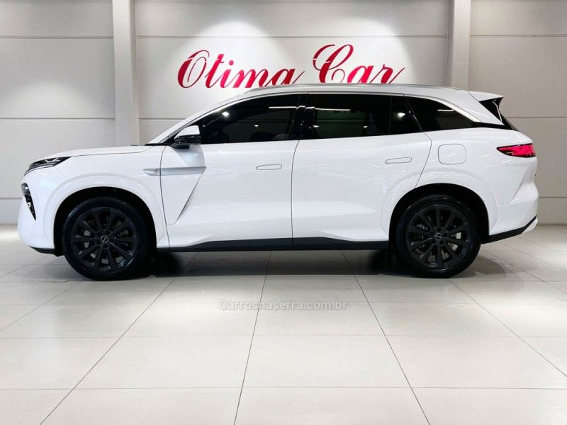 BYD ATTO 8 1.5 PHEV 16V 36.6 KW HÍBRIDO 2026/2027 ÓTIMA CAR FLORES DA CUNHA / Carros no Vale BYD ATTO 8 1.5 PHEV 16V 36.6 KW HÍBRIDO 2026/2027 ÓTIMA CAR FLORES DA CUNHA / Carros no Vale