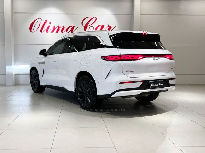 BYD ATTO 8 1.5 PHEV 16V 36.6 KW HÍBRIDO 2026/2027 ÓTIMA CAR FLORES DA CUNHA / Carros no Vale BYD ATTO 8 1.5 PHEV 16V 36.6 KW HÍBRIDO 2026/2027 ÓTIMA CAR FLORES DA CUNHA / Carros no Vale
