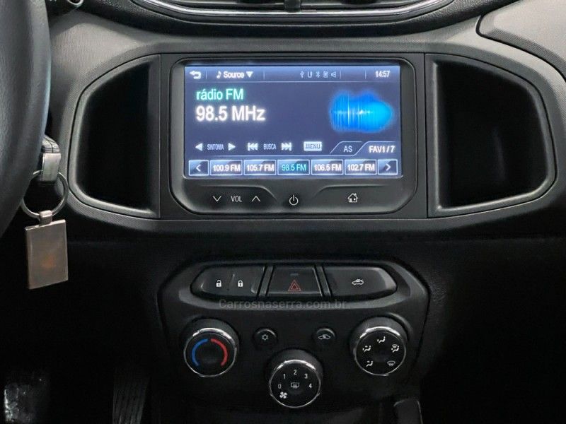 CHEVROLET ONIX 1.4 MPFI LTZ 8V 2013/2014 ÓTIMA CAR FLORES DA CUNHA / Carros no Vale CHEVROLET ONIX 1.4 MPFI LTZ 8V 2013/2014 ÓTIMA CAR FLORES DA CUNHA / Carros no Vale