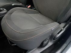 CHEVROLET ONIX 1.4 MPFI LTZ 8V 2013/2014 ÓTIMA CAR FLORES DA CUNHA / Carros no Vale