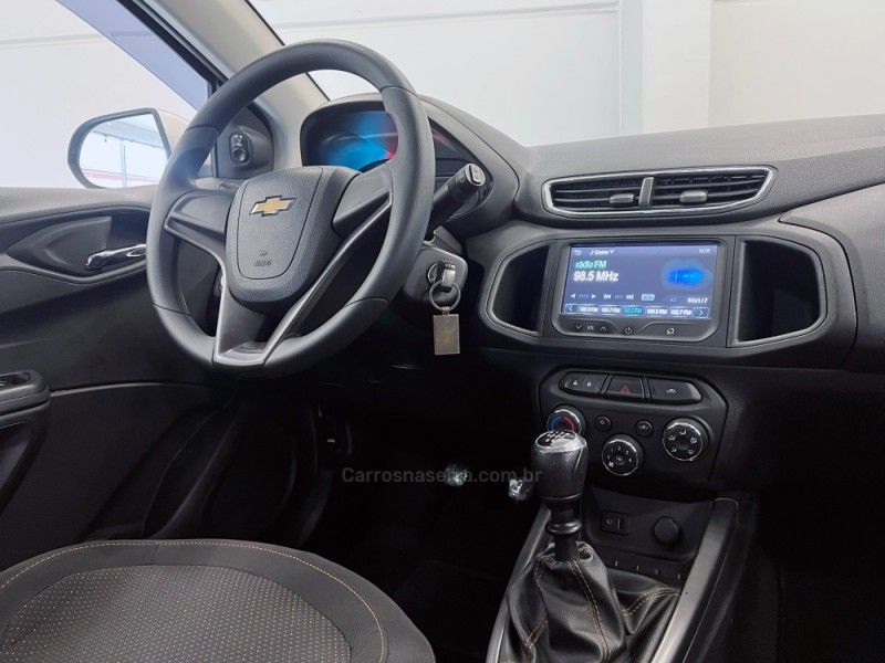 CHEVROLET ONIX 1.4 MPFI LTZ 8V 2013/2014 ÓTIMA CAR FLORES DA CUNHA / Carros no Vale CHEVROLET ONIX 1.4 MPFI LTZ 8V 2013/2014 ÓTIMA CAR FLORES DA CUNHA / Carros no Vale