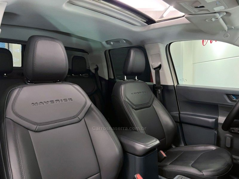 FORD MAVERICK 2.0 LARIAT BLACK AWD ECOBOOST 2025/2025 ÓTIMA CAR FLORES DA CUNHA / Carros no Vale