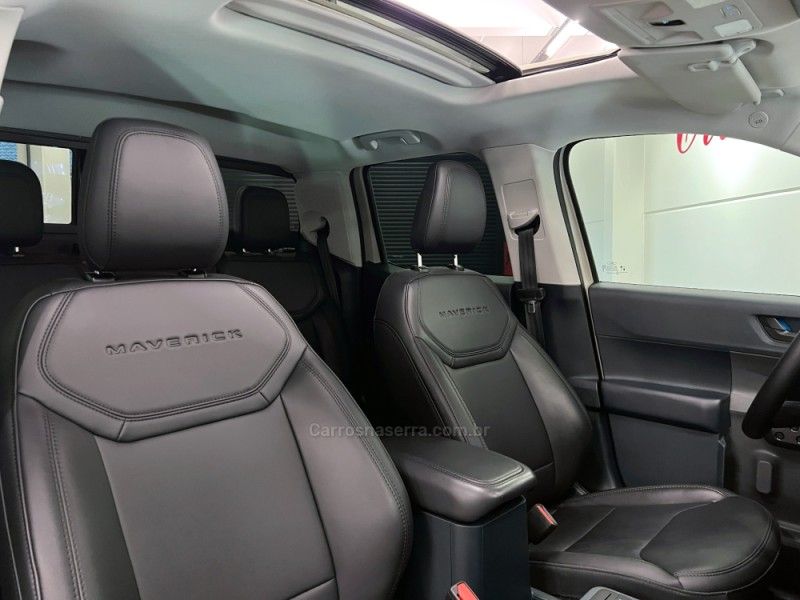 FORD MAVERICK 2.0 LARIAT BLACK AWD ECOBOOST 2025/2025 ÓTIMA CAR FLORES DA CUNHA / Carros no Vale