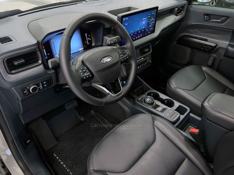 FORD MAVERICK 2.0 LARIAT BLACK AWD ECOBOOST 2025/2025 ÓTIMA CAR FLORES DA CUNHA / Carros no Vale