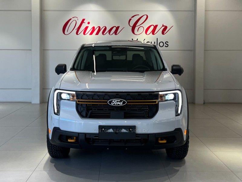 FORD MAVERICK 2.0 TREMOR TURBO 16V 2026/2026 ÓTIMA CAR FLORES DA CUNHA / Carros no Vale