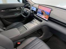 GEELY EX5 PRO 60,22 KW ELÉTRICO 2026/2026 ÓTIMA CAR FLORES DA CUNHA / Carros no Vale