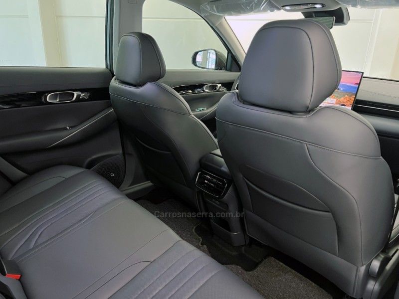 GEELY EX5 PRO 60,22 KW ELÉTRICO 2026/2026 ÓTIMA CAR FLORES DA CUNHA / Carros no Vale