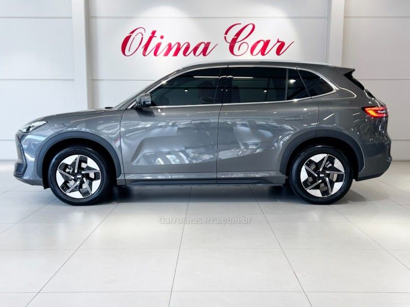 GEELY EX5 PRO 60,22 KW ELÉTRICO 2026/2026 ÓTIMA CAR FLORES DA CUNHA / Carros no Vale