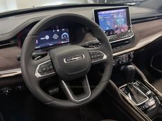 JEEP COMMANDER 2.0 OVERLAND T380 16V 4X4 TURBO 2022/2023 ÓTIMA CAR FLORES DA CUNHA / Carros no Vale